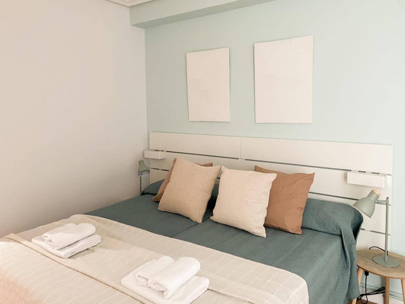 Apartamento Boza ログローニョ エクステリア 写真