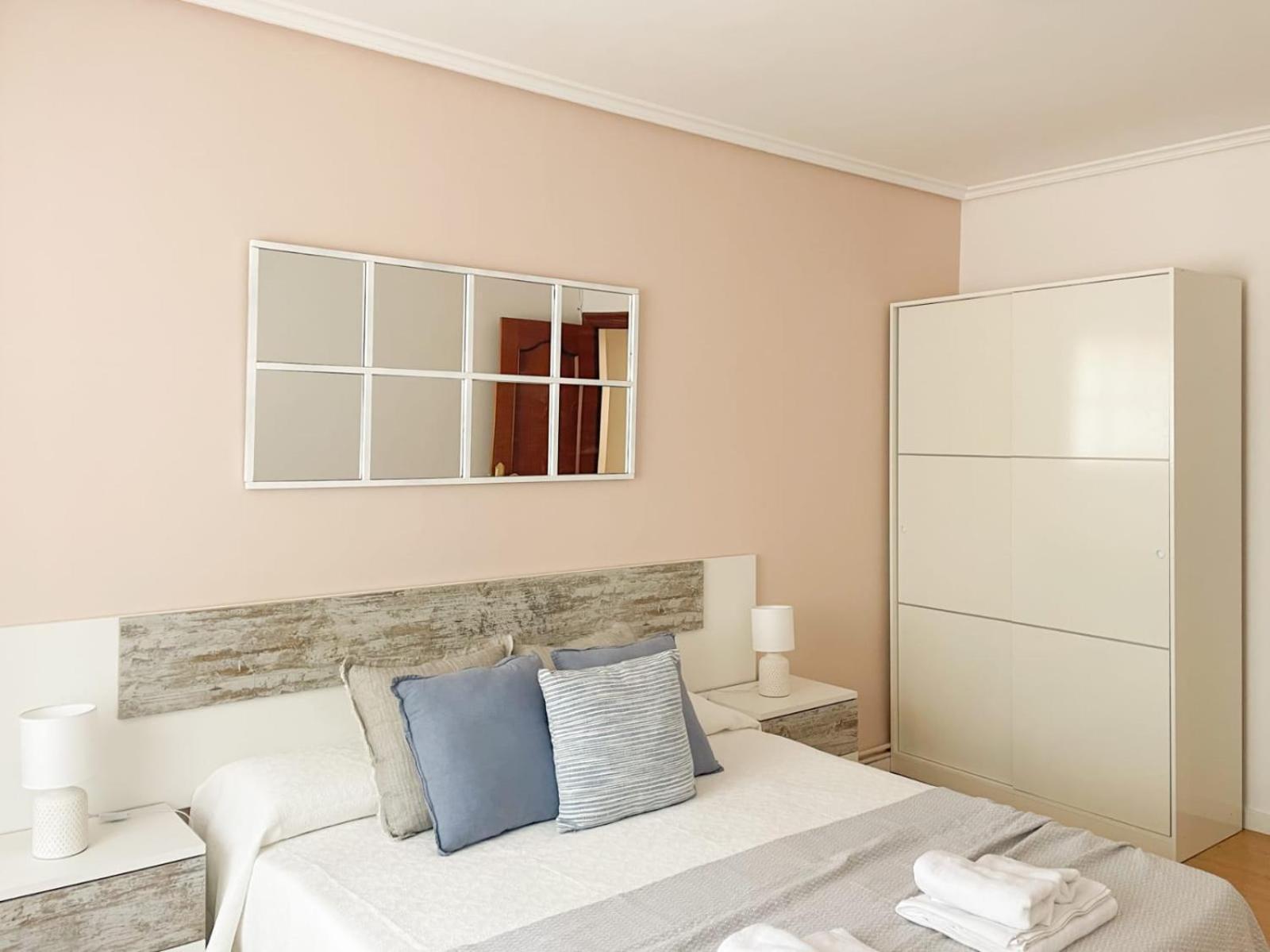 Apartamento Boza ログローニョ エクステリア 写真